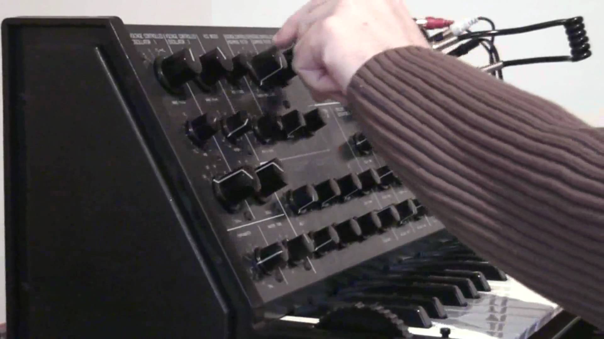 Embedded thumbnail for MS-20 &gt; YouTube